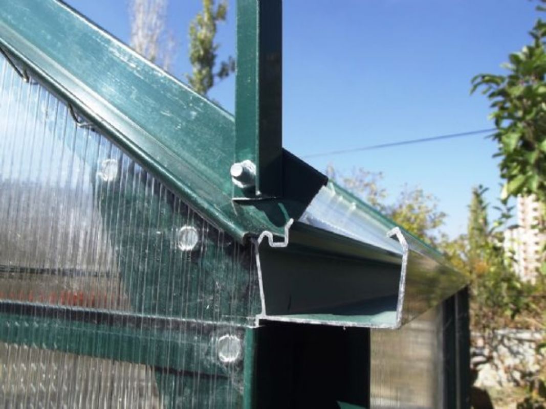 6.7 m2 Çift Kapılı Hobi Bahçe Serası