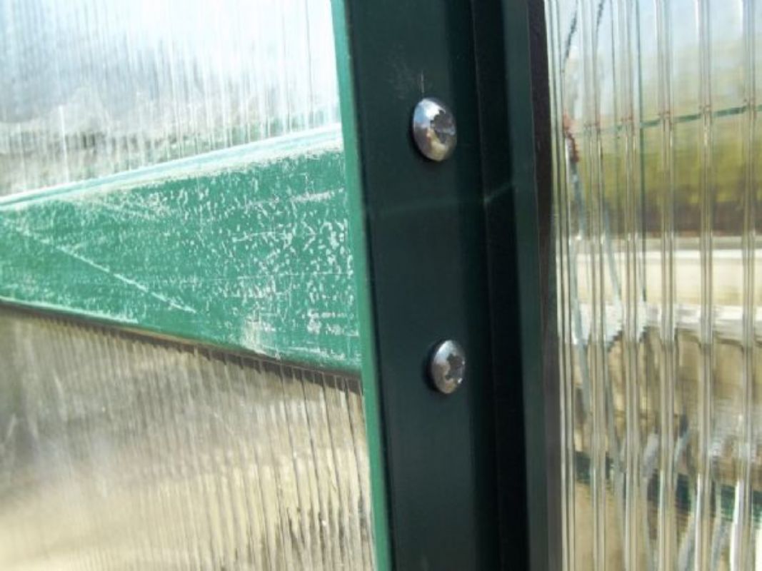 6.7 m2 Çift Kapılı Hobi Bahçe Serası